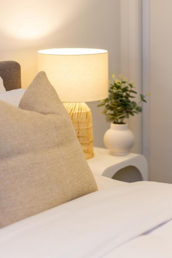 Central Sunny Perch 2 Bed 1 Bath Apartment Christchurch Ngoại thất bức ảnh