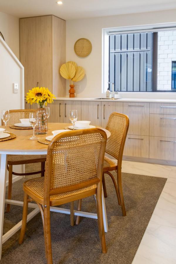 Central Sunny Perch 2 Bed 1 Bath Apartment Christchurch Ngoại thất bức ảnh